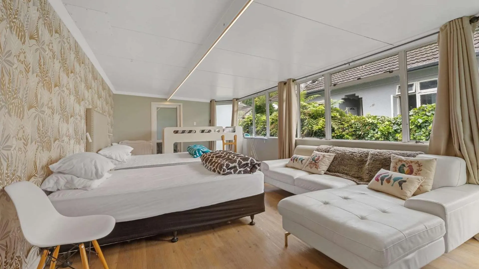 Lakefront Getaway In Rotorua Neuseeland